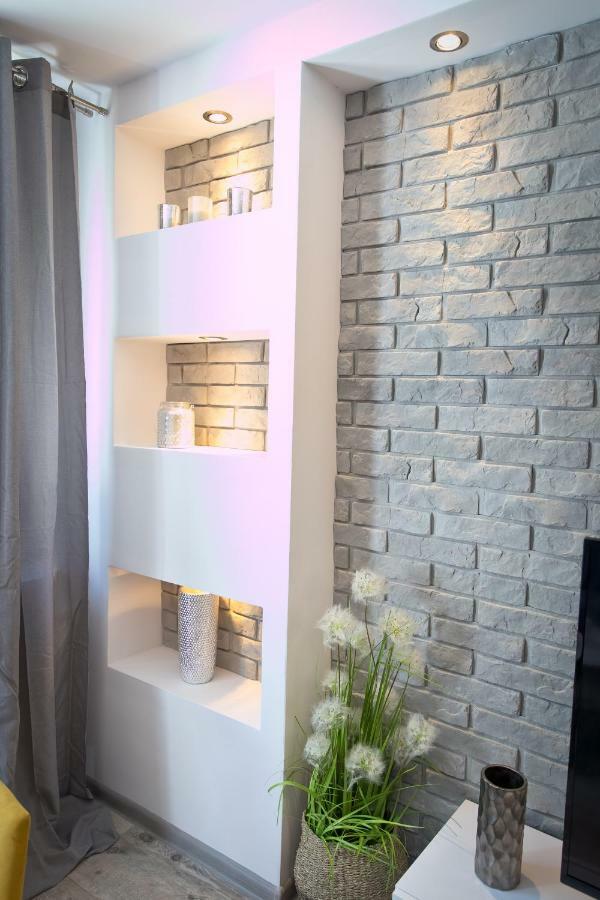 Apartament Asia ニサ エクステリア 写真